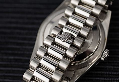 rolex crown clasp|how to adjust rolex clasp.